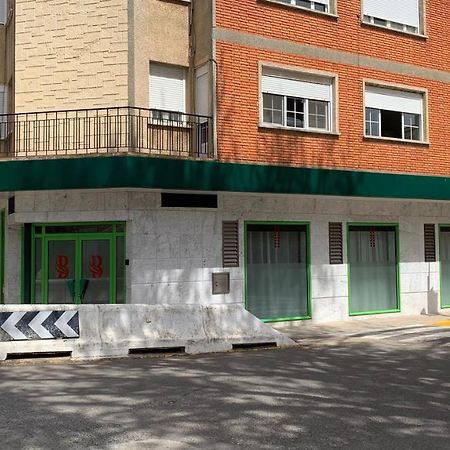 Apto. Singular En La Mancha Banco De Inversiones Аргамасилья-де-Альба Экстерьер фото