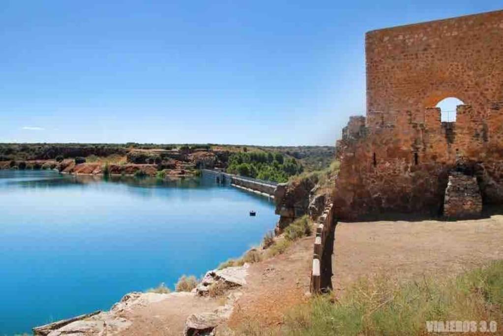 Apto. Singular En La Mancha Banco De Inversiones Аргамасилья-де-Альба Экстерьер фото